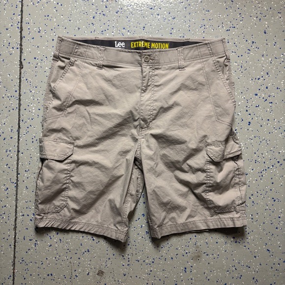 Lee Other - Lee Extreme Motion Men Tan Cargo Shorts Performance Series Size 38 Utility